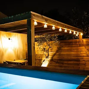 https://suite-lolive-sacree-spa-et-sauna.fr-provencehotel.com